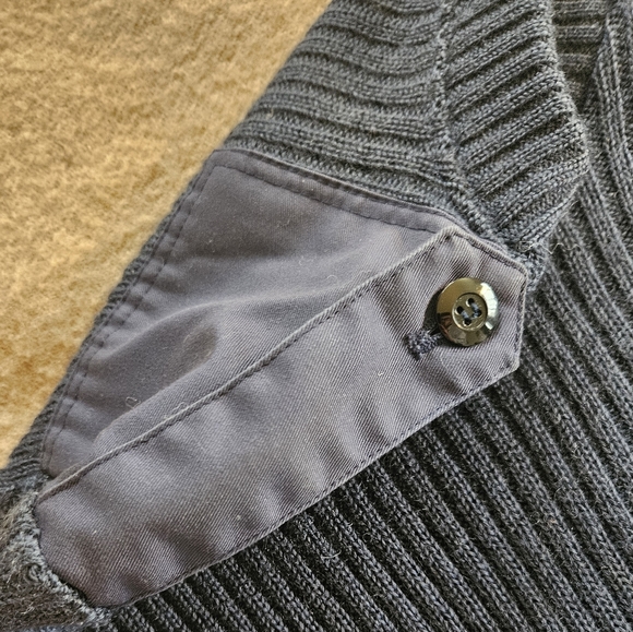 Vintage Tundra 100% Virgin Wool Sweater - Picture 13 of 13